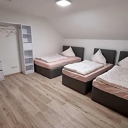 Pension-maulburg Hotel *